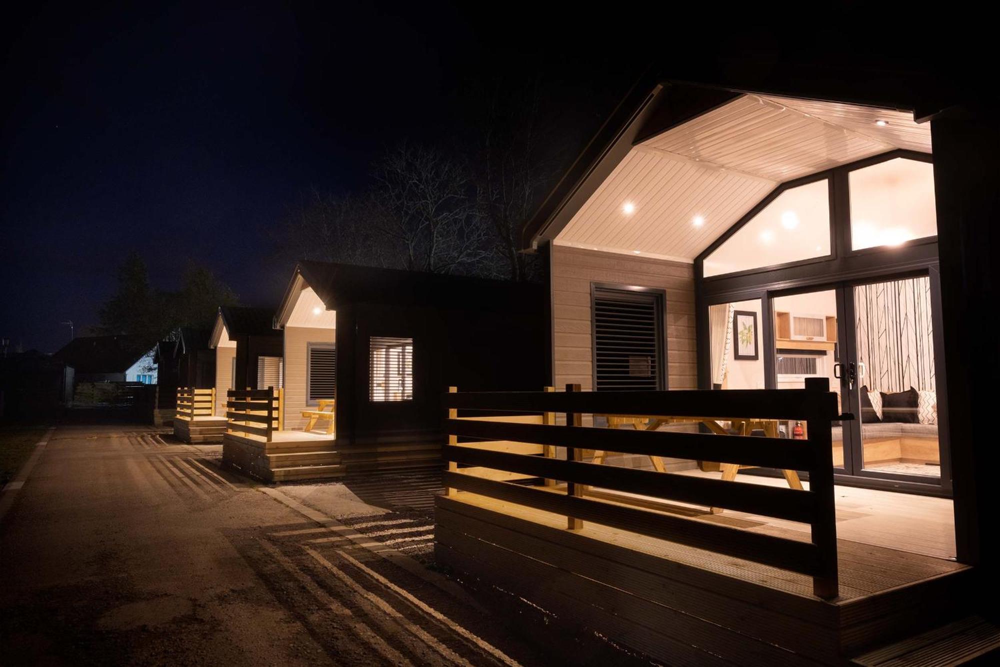 Caledonian Lodges 2 Inverness Exterior photo